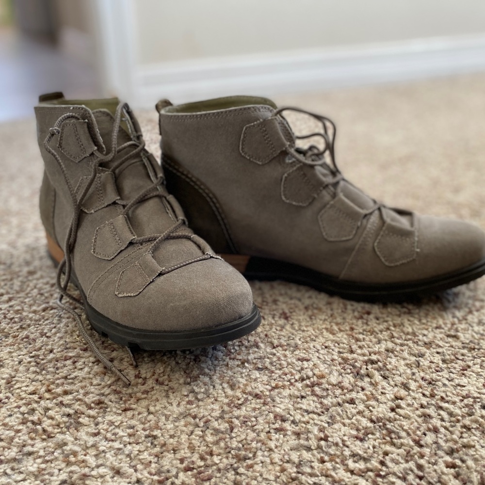 COPY - Sorel Lace Up Major Canvas ankle boot